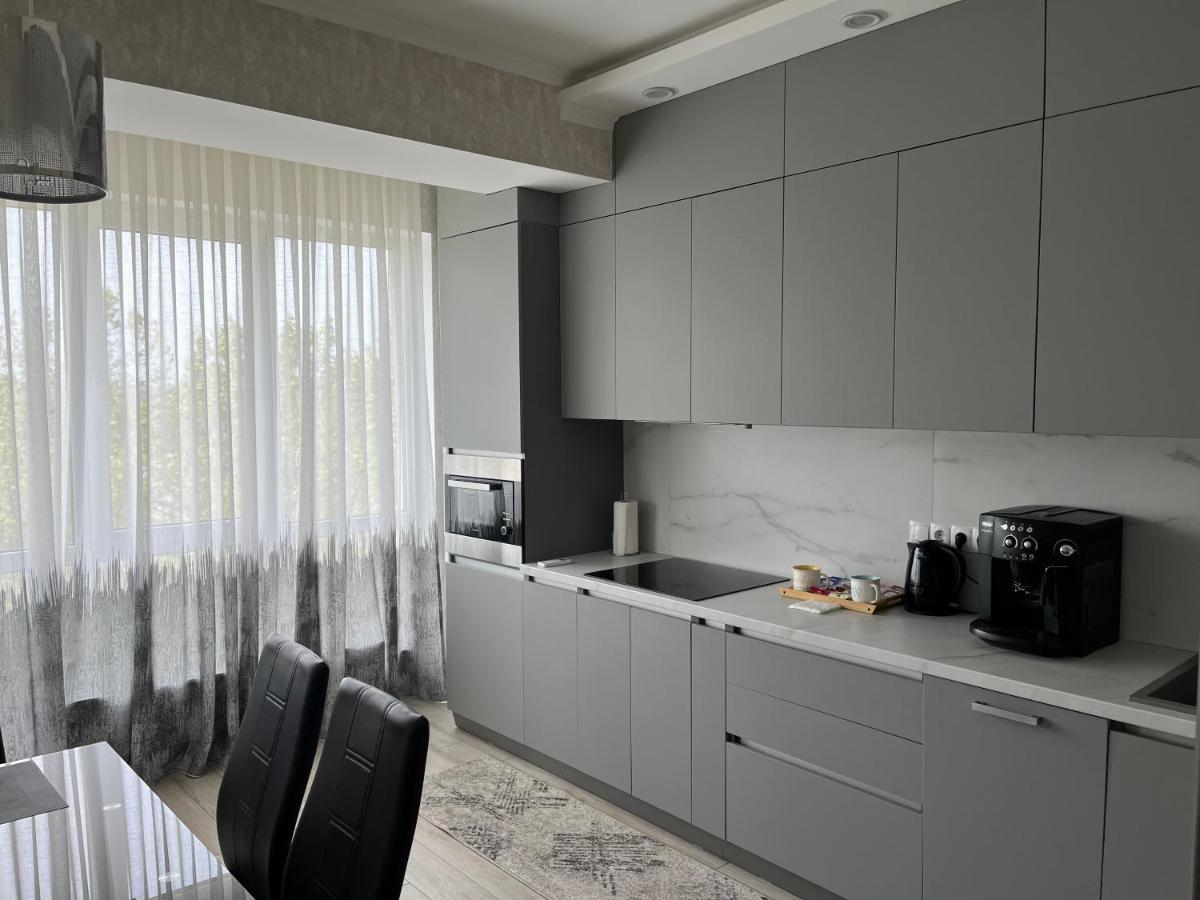 Dendrarium Park Apartment Kišiněv Exteriér fotografie