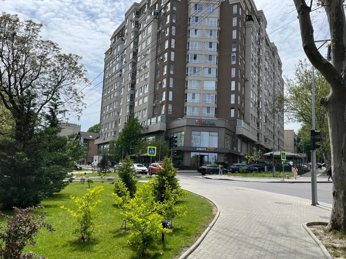 Dendrarium Park Apartment Kišiněv Exteriér fotografie